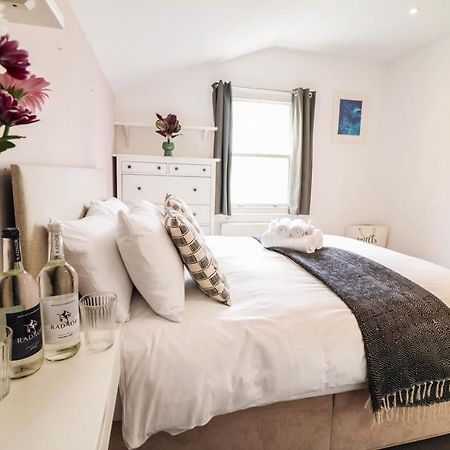 Modern & Spacious 1 Bedroom Clapham Junction Flat Londýn Exteriér fotografie