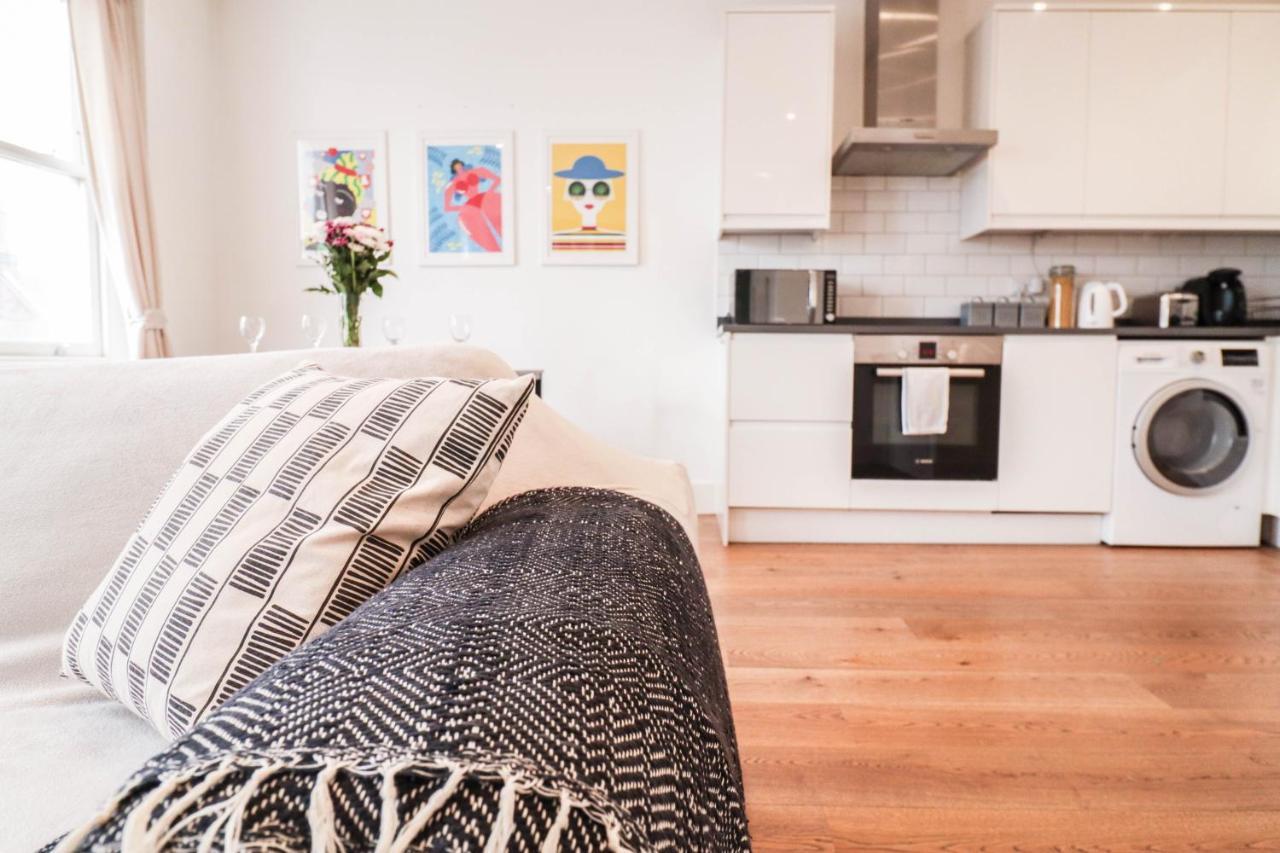 Modern & Spacious 1 Bedroom Clapham Junction Flat Londýn Exteriér fotografie