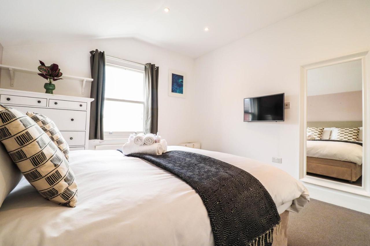 Modern & Spacious 1 Bedroom Clapham Junction Flat Londýn Exteriér fotografie