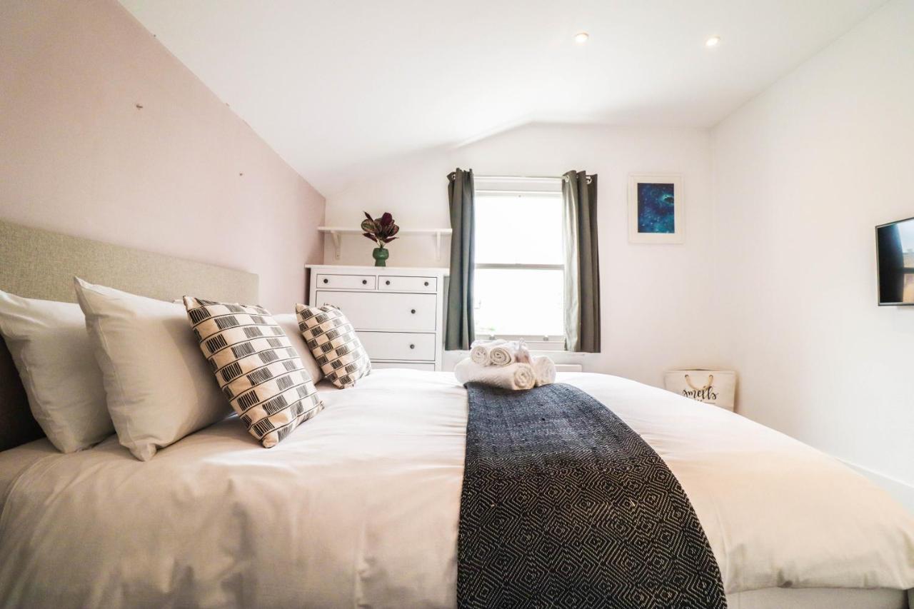 Modern & Spacious 1 Bedroom Clapham Junction Flat Londýn Exteriér fotografie